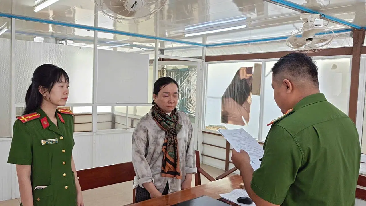 zsxjfa cong an tinh an giang vay dao han ngan hang 1205 1752742247412 17527422480631953974544