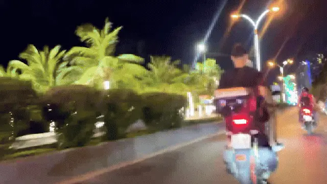 0lvhf4 gif nguoi nga 17547290142951547899261.gif