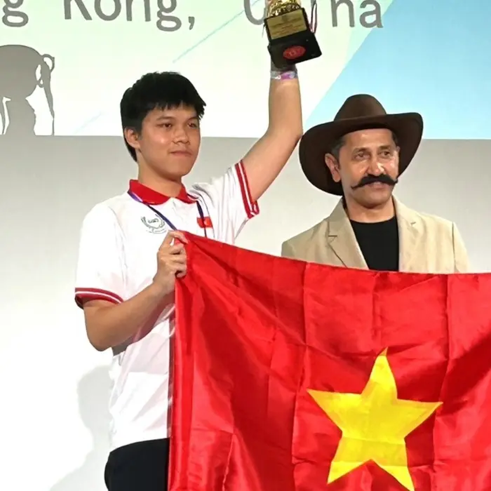 3h3oq3 toan1 17543934782591909080999 190 0 818 1200 crop 1754394222804287517979