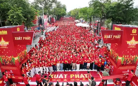 4gjwqo le phat dong 17553099328261236786823 17553113676111223525557 0 118 1152 1961 crop 1755311855392107134253
