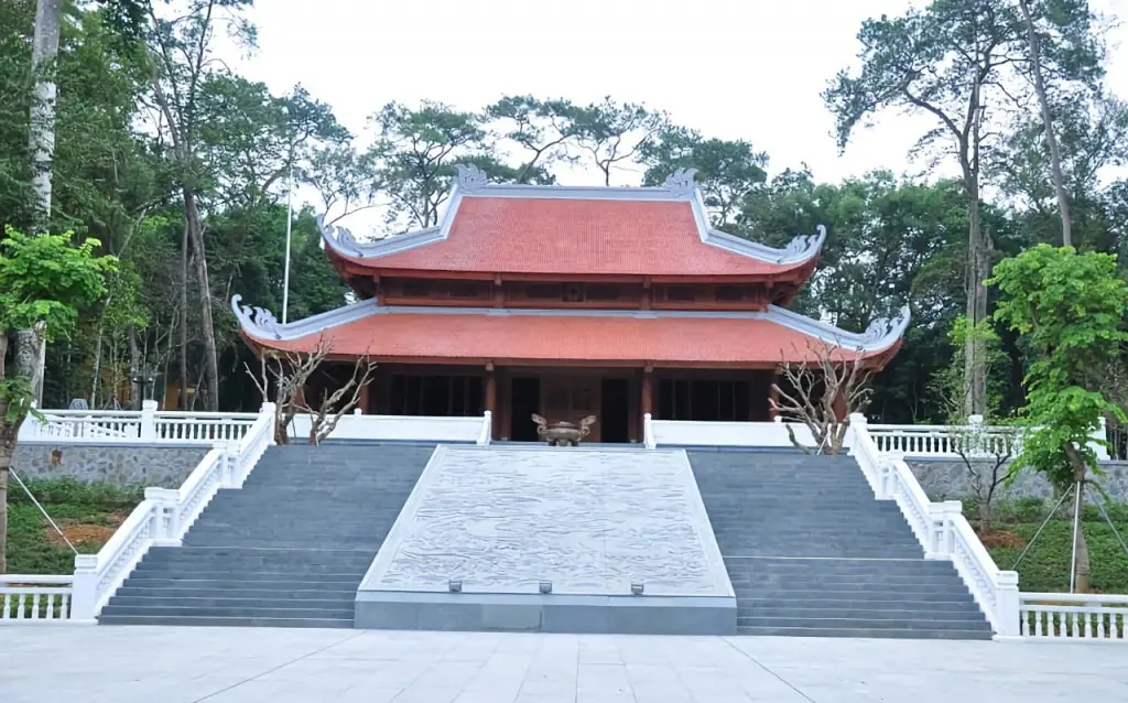 5cfc8e ha noi diem danh 10 dia diem du lich hap dan tai huyen ba vi 20221101180043