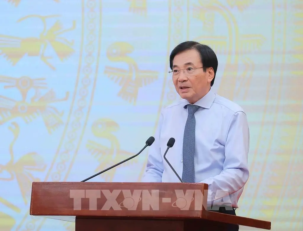 7ioxq4 175301 hop bao chinh phu thuong ky thang 7 nam 2025