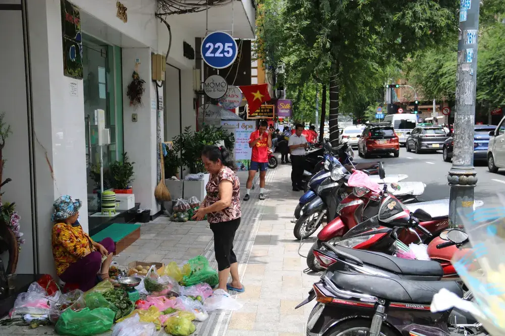 8omcwu thu phi via he 1 545 5959.jpg