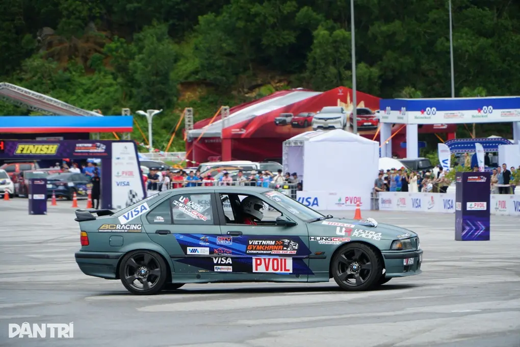 b80ri0_dsc09780jpg-1756529645565.webp