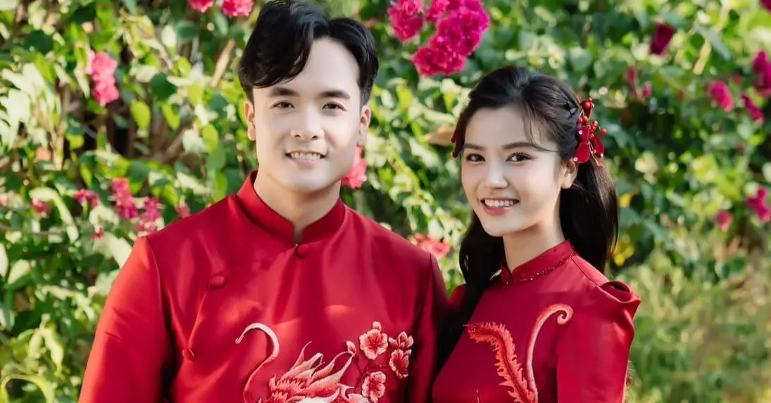 bc3s8i anh dao gap em ngay nang rang ro trong le an hoi voi chong dien vien dien trai 33283