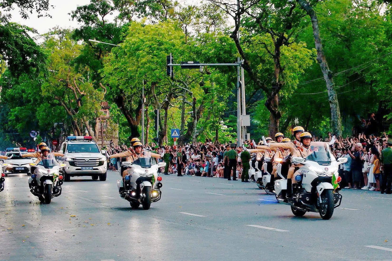 beykzw_phan-luong-giao-thong-phuc-vu-cac-su-kien-lon-vao-cuoi-tuan.webp