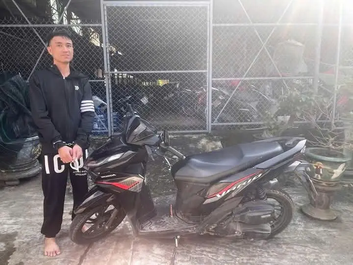 dhq96l 24 gio truy xet ke nghien ma tuy trom xe may o quang ngai 1 4755 3175