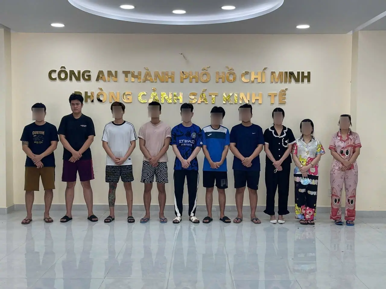 ky8jy2 anh 1 khi cuoi 90 house 1