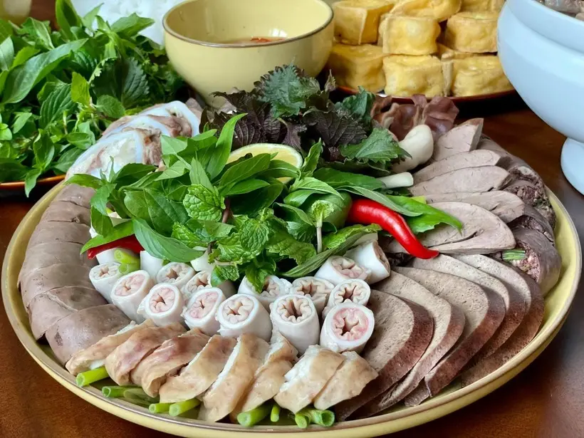 ldb0x6 tham gia giet mo va an thit lon nguoi dan ong nhap vien cap cuu3 19002877