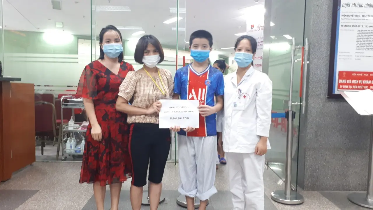 lf9d0b trao tien ms 673 16331806487451233355056 1633253048831 16332530517741176457974