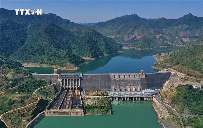 liomor potal cong ty thuy dien son la can moc san luong phat dien 100 ty kwh 142342634 stand 4771 20250811152911