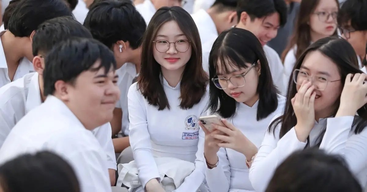 m7y8pi khai giang nam anh cropped 1754917086874