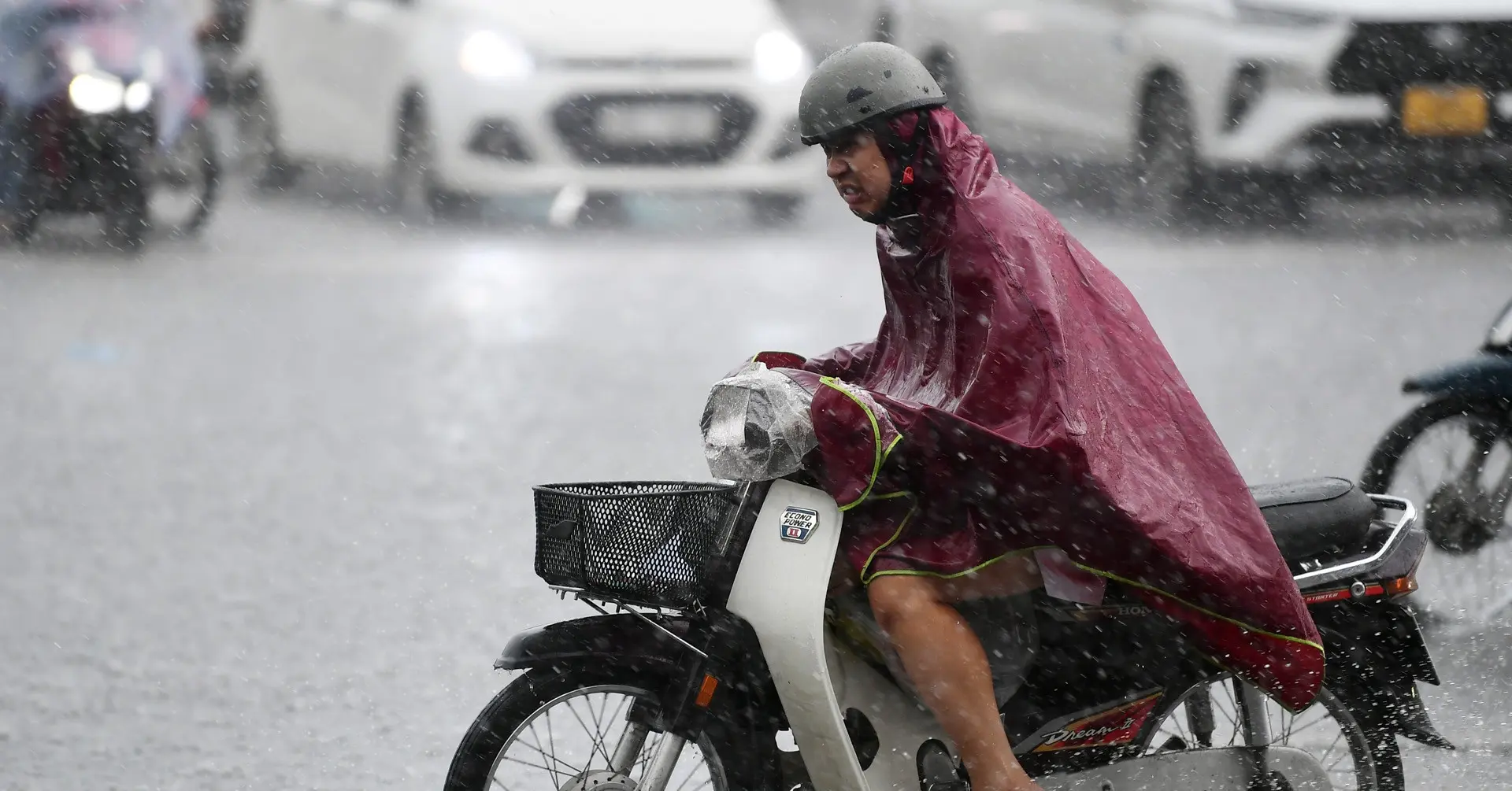 mvuq3u thoi tiet ha noi 3 ngay toi nang nong diu dan tiem an mua giong cuc doan 3345