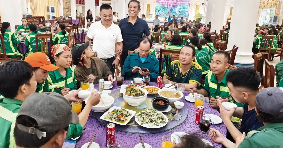 p9xhmx 2com cong nhandoan hoa 1756279177497611261662 237 0 1298 2027 crop 17562798735831398780738