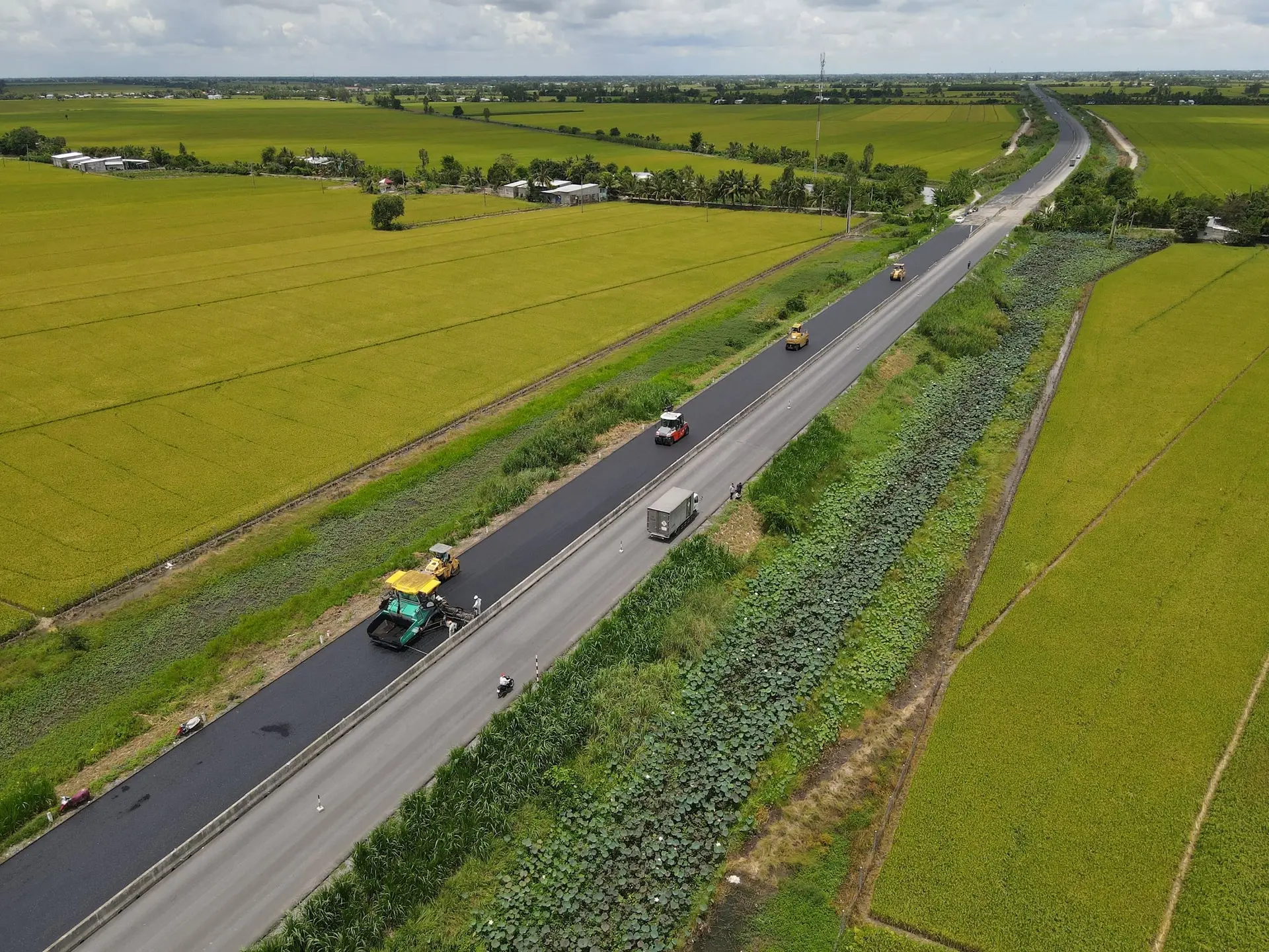 qc0lgb_dji_0632.webp