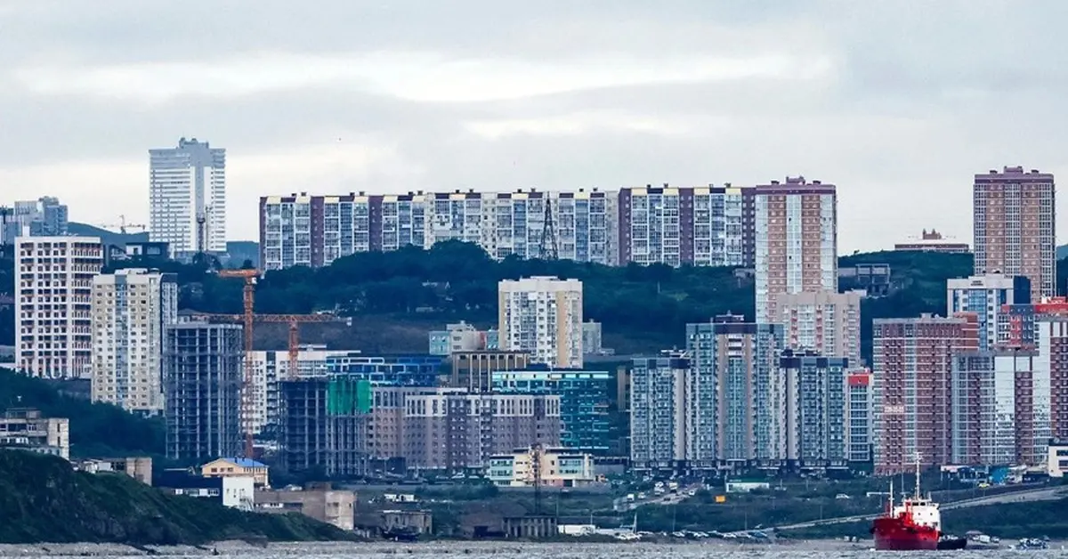qidhzm thanh pho vladivostok 17546450052041183484833 59 0 530 900 crop 1754645097200962281151