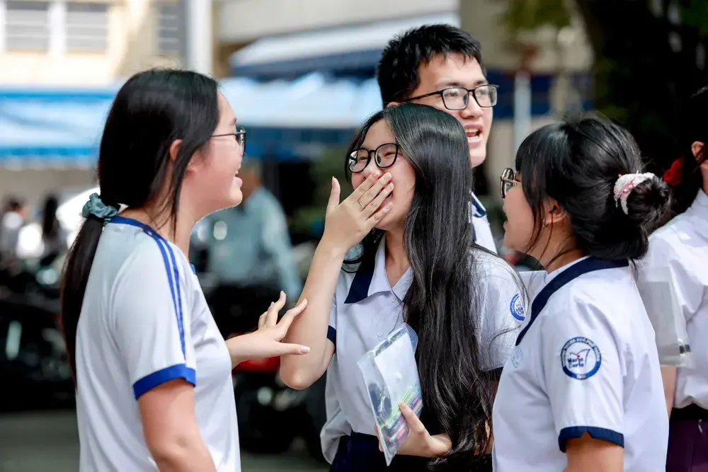 vid01z cong bo diem chuan dai hoc nguyet nhi 8934 9700.jpg