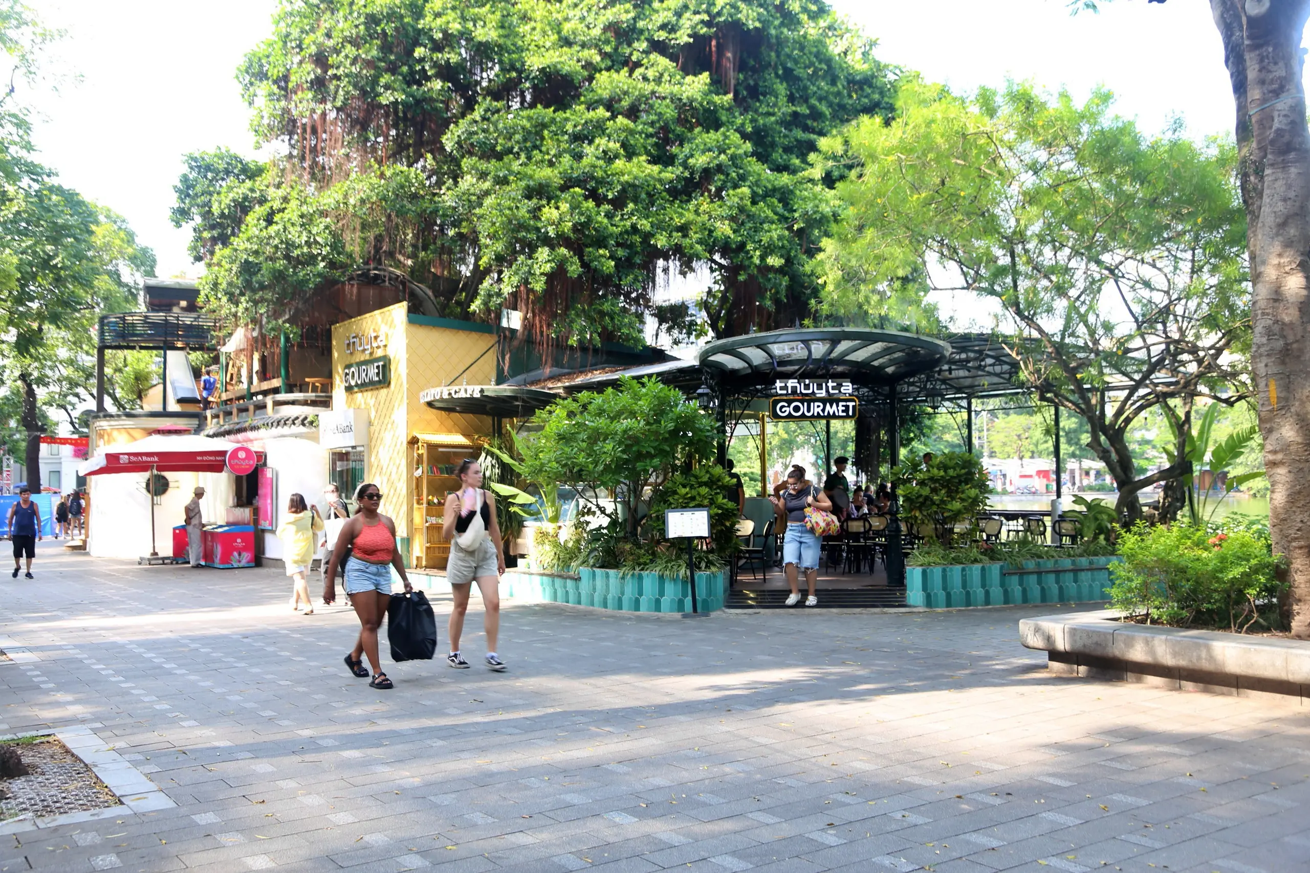 vler31 ha noi chinh trang ho hoan kiem cai tao quang truong dong kinh nghia thuc 10 1754905115601170068882