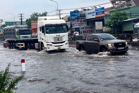 vtiyo5 mua chuyen mua 17454928086301832436224