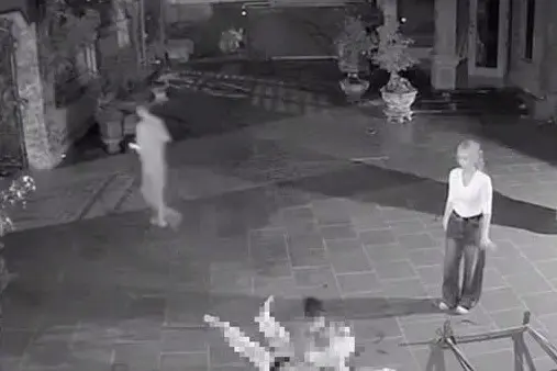 ysbh7n cong an dieu tra vu nghi vo dung dao dam chong tu vong tai phu tho 953