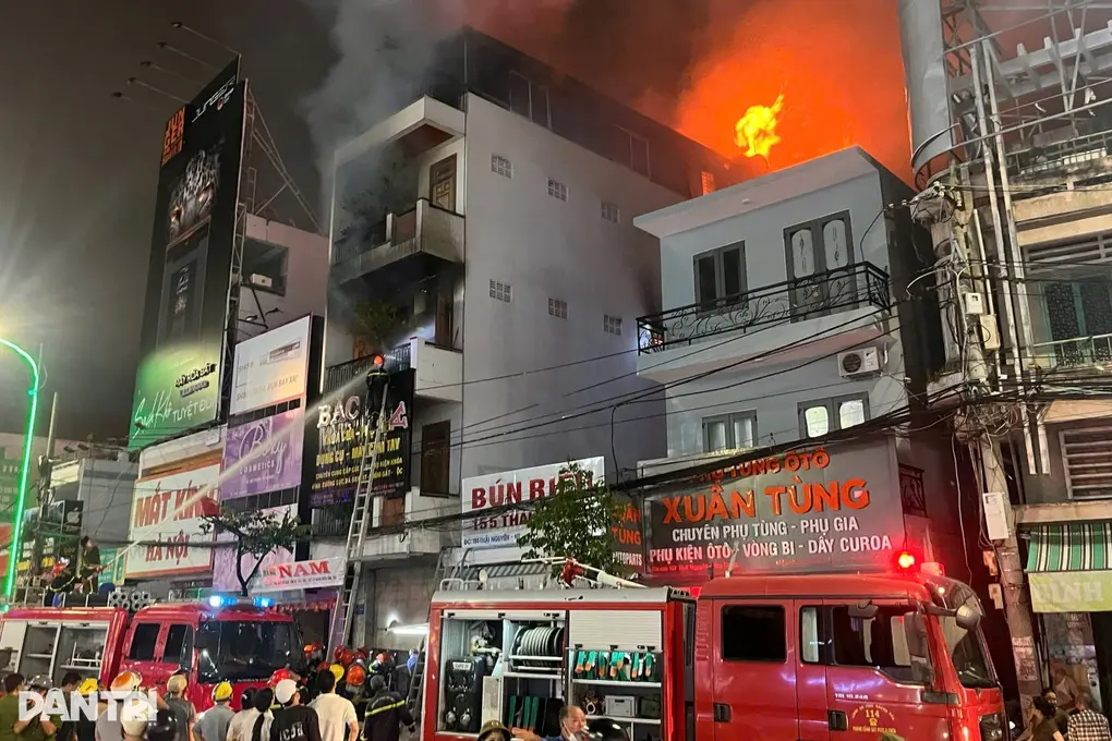 6gep2b hien truong vu chaytrung thi 1jpg 1757164412030