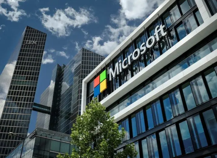 7g2vu4 Microsoft s E1 BA BD C4 91 E1 BA A7u t C6 B0 trung t C3 A2m d E1 BB AF li E1 BB 87u tr E1 BB 8B gi C3 A1 33 t E1 BB B7 USD t E1 BA A1i M E1 BB B9