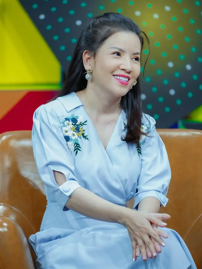 8dnblf ngoc trinh 16753052293921799758096 0 474 1333 1474 crop 16753052553351738851938