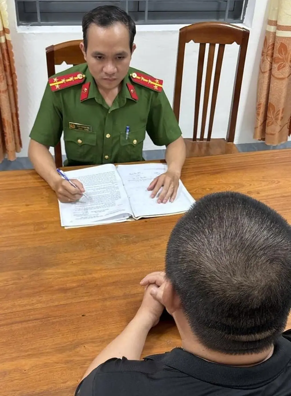 8u1xr7 gia laidung sai gon dau thu sau 8 nam tron truy nacong an cung capjpgjpg 1757162439273