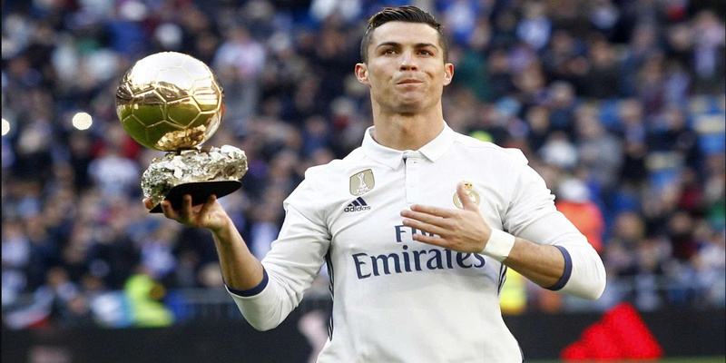 cristiano ronaldo an mung ban thang dep