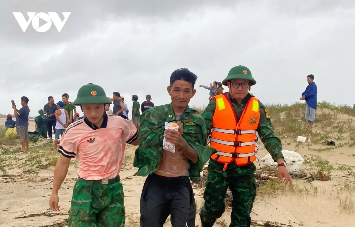 ec7yim mot ngu dan boi duoc vao bo
