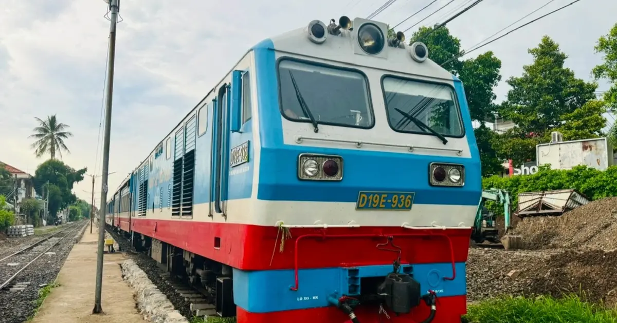 efueo5 duong sat bac nam doan di an