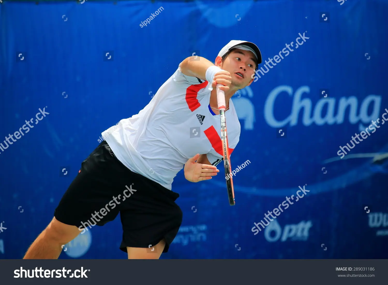 fh3bwd stock photo bangkok june jatuporn nalamphun tha action in chang itf pro circuit international tennis 289031186