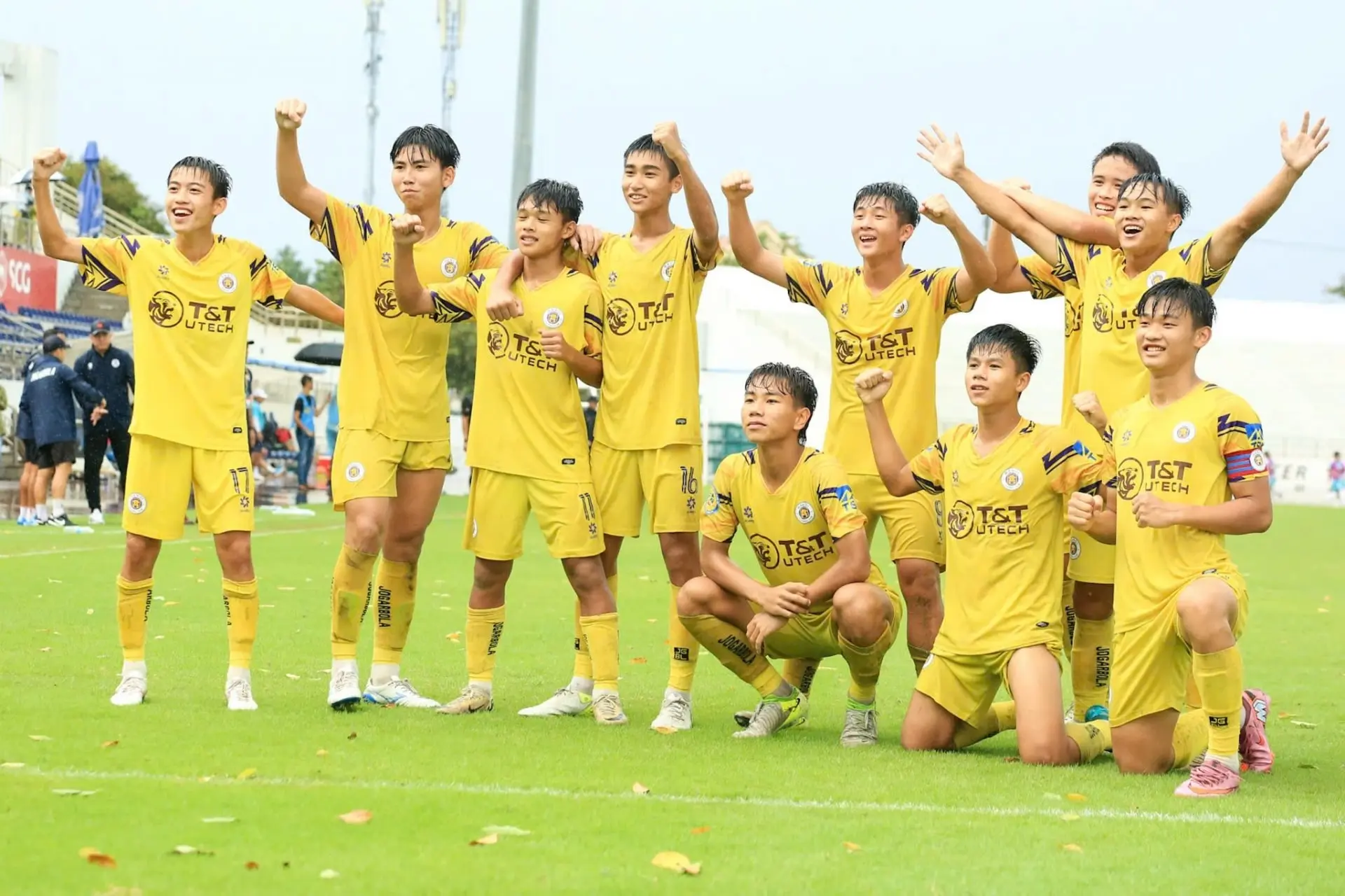 fquxm3 24 u17 ha noi