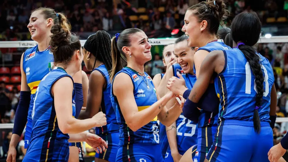 fshvs0 italy gap tho nhy ky tai chung ket giai bong chuyen nu vo dich the gioi 2025