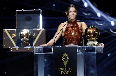 gr252a 2025 09 22t212747z638250726up1el9m1loh7xrtrmadp3soccer ballon 17585781339711911680978