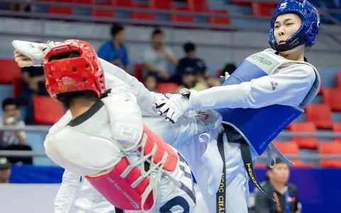 od4qdg taekwondo viet nam ao xanh tai giai dong nam a 2025 1755930634117438494411 0 0 494 790 crop 1755930946579199850842