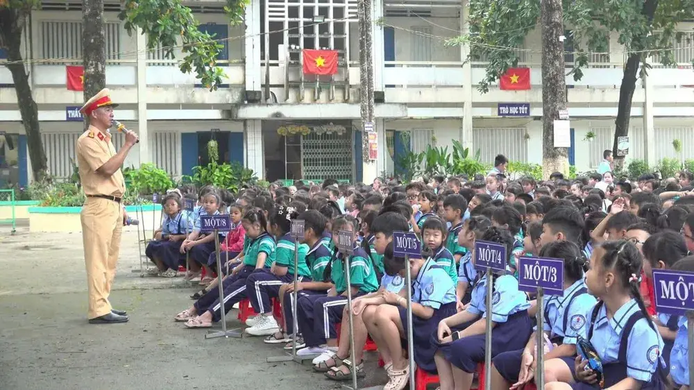 riy3i2 csgt tay ninh 5 3237 9889.jpg