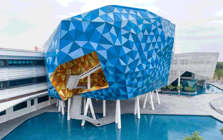 u5394h a building on buvs ultra modern campus 17587683593811284380162 0 0 1438 2301 crop 1758768388038137217565 1758783183705 17587831841071993663533