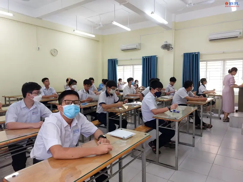 uc43r7 phong hop 2
