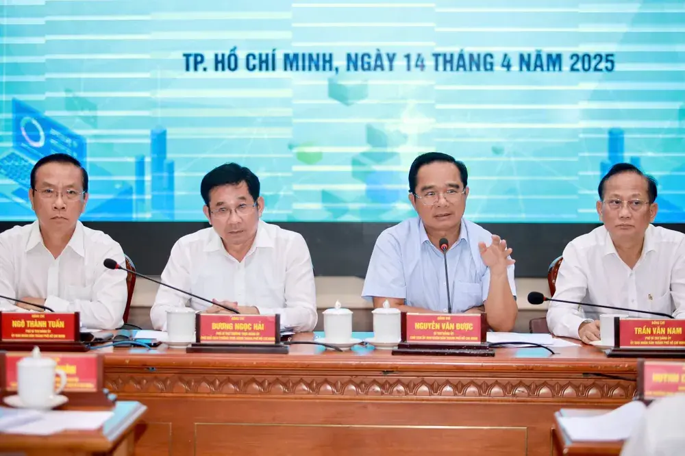 xmc6n1 chinh sach ho tro can bo doi du 2 2915 9922.jpg
