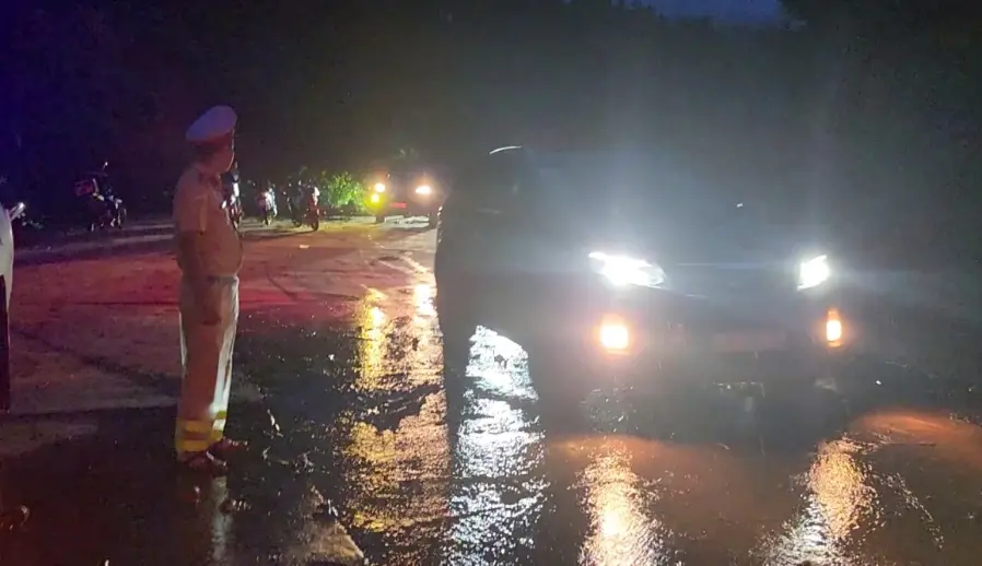 02e3be thong tuyen duong ho chi minh deo lo xo 11763253145660045173485