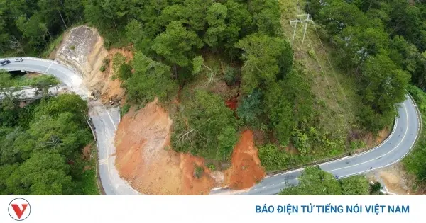 ayarfh Lam 20Dong 20tap 20trung 20khac 20phuc 20sat 20lo 20deo 20D 27ran 20len 20Dalat 201