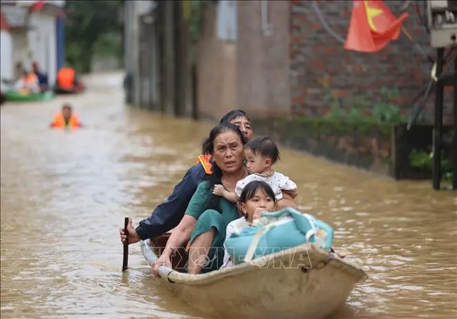 b5aen2 ung ho lu soc son ha noi