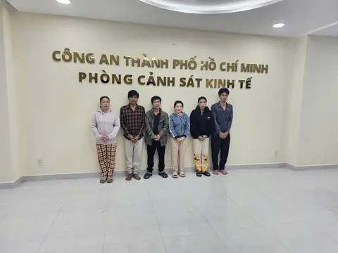 g5610d z7053452376565a89f7729b69b85596e35e84d49124895 1758890862958593702303