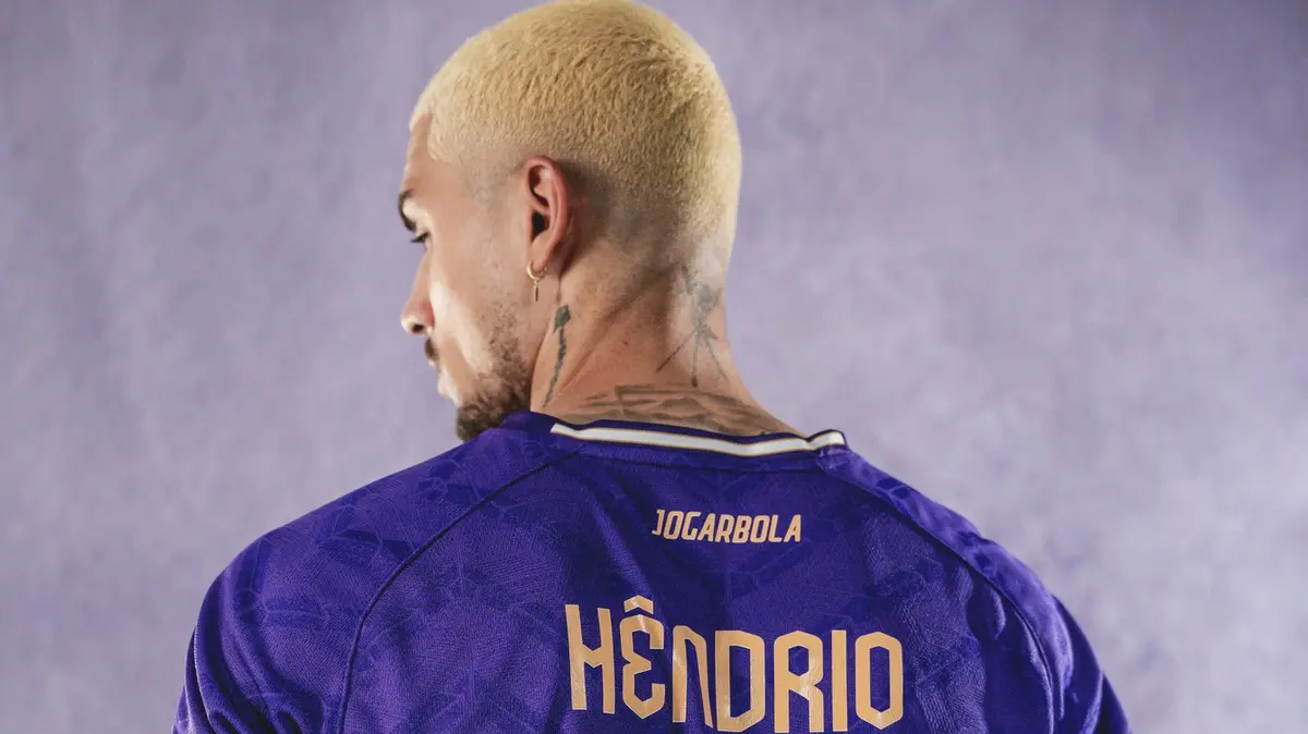 lmnaz2 hendrio 1755620328603157393649 269 0 1036 1365 crop 1755620414011143495338