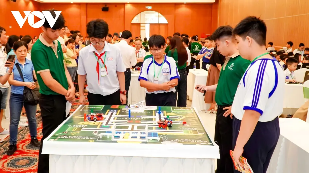 tgypvj vov cuoc thi duoc to chuc thuong nien nham tao san choi de hoc sinh kham pha nuoi duong dam me ve stem robotics the hien nang luc ban than va giao luu voi ban be 20251004173722