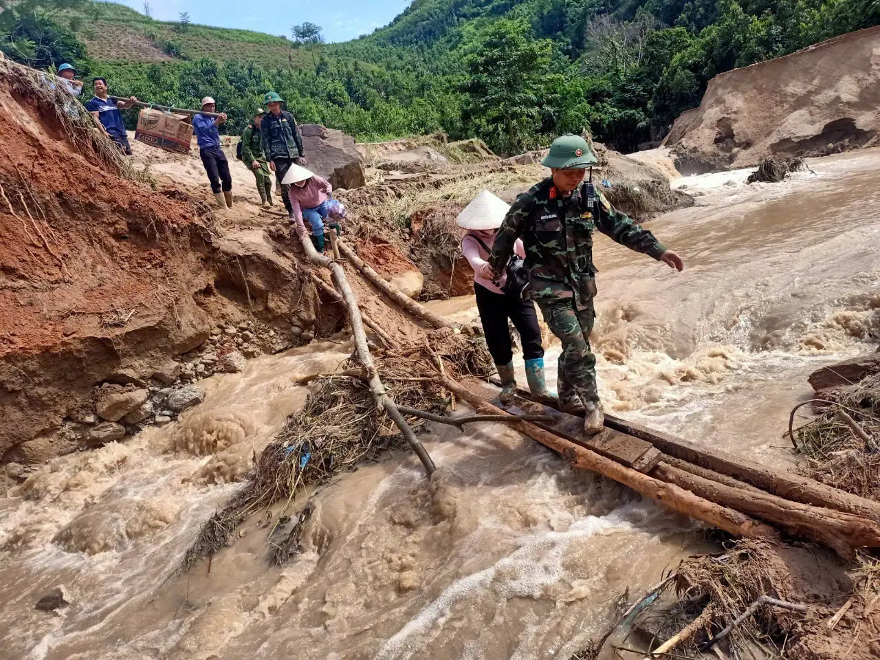 z7030k nam tong quan doi vao 1726218651917312627315