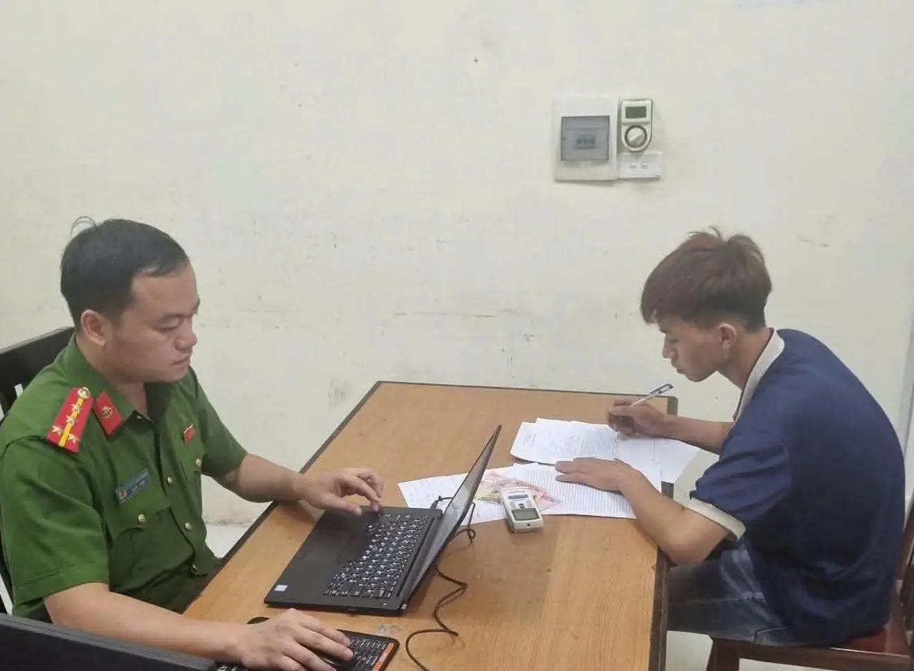 0feom9 68ac359aaa39bf3aed27aa7d