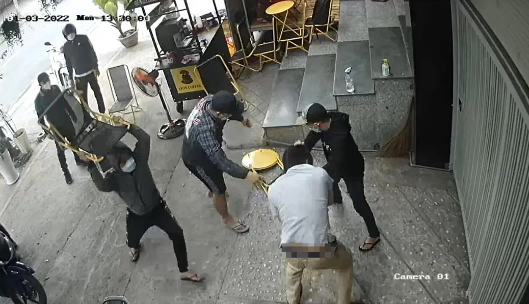 0i82y0 4 1 danh dap 1 6960