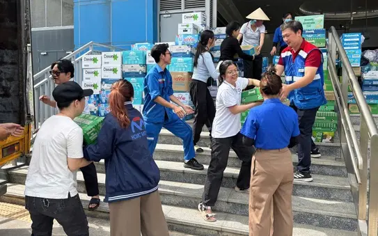 0ly1ed z72544468829371f0310bbd15153bc44ac5f48003d17e6 17639074955692064460685 160 0 960 1280 crop 17639076721551137876592